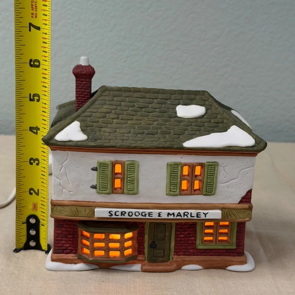 Department 56 Scrooge & Marley Counting House Dickens Village Porcelain 1986